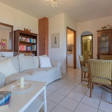 Holiday home Helloelba *